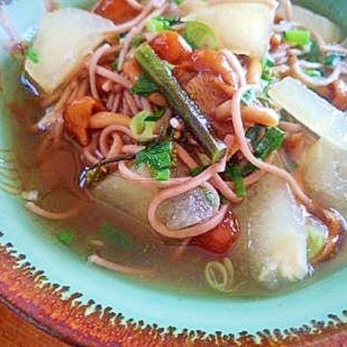 なめこと 冬瓜の あったかい蕎麦